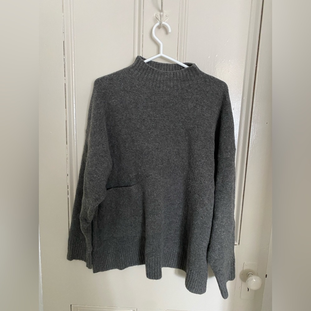 Zara Women's Gray Mock Neck Knit Sweater
